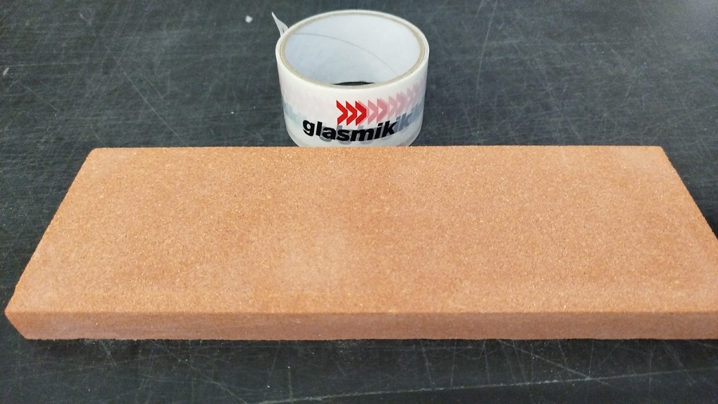 Kamen Za Obnovo Diam. Svedrov Rdeč Dim. 200x100x20mm